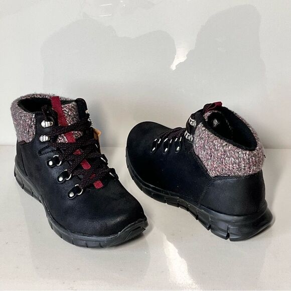 Skechers Synergy Sweater Pretty Hiker Collar Hiker Boots - Picture 3 of 6